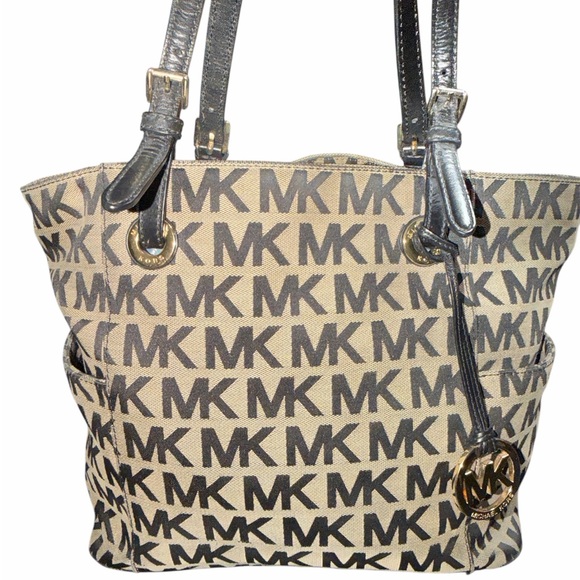 Michael Kors Brown and Black Shoulder Bags - Picture 2 of 8